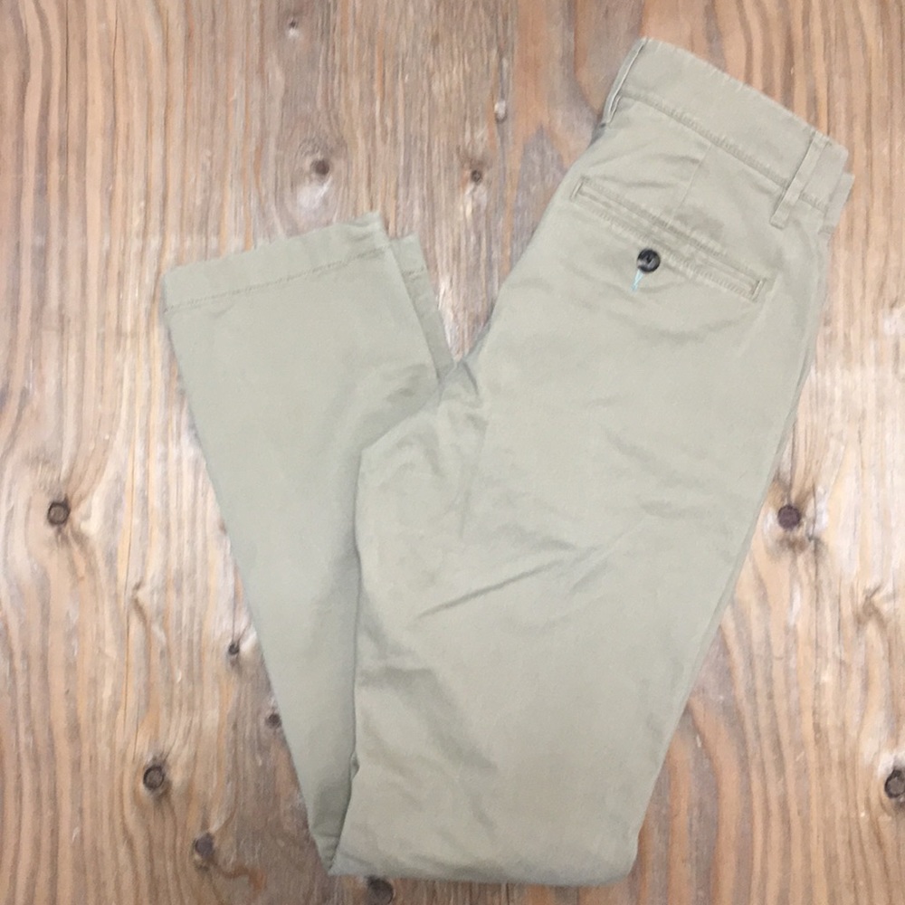 Chinos